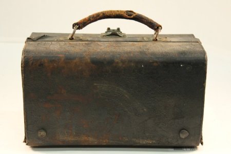 Antique 1800s Doctor's Leather Medical Bag