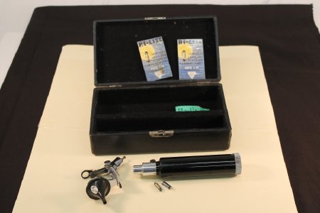 Bausch and Lomb Otoscope                