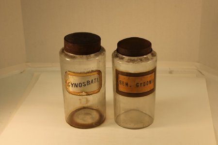 Medicine Jar Set                        